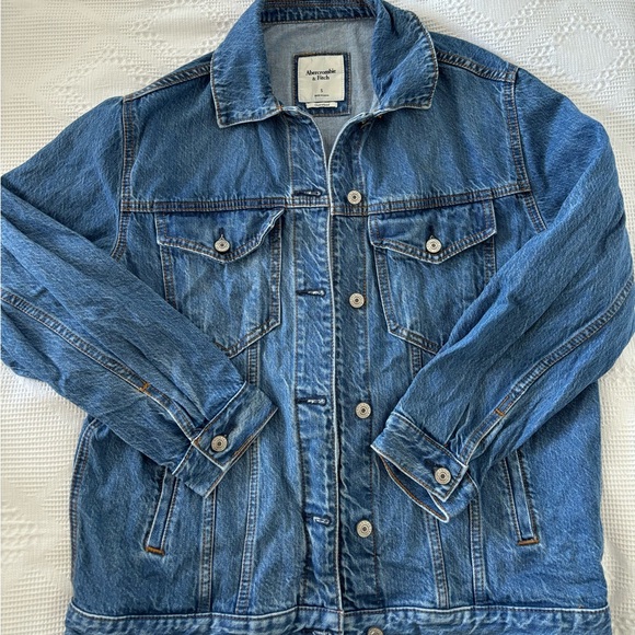 Abercrombie trucker denim jacket - Picture 2 of 3
